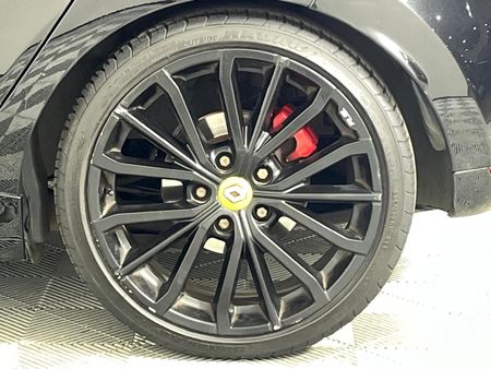 2018-Renault-Clio-IV-16-RS-220-Auto-Trophy_5
