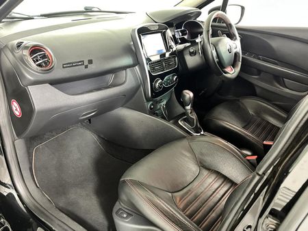 2018-Renault-Clio-IV-16-RS-220-Auto-Trophy_7