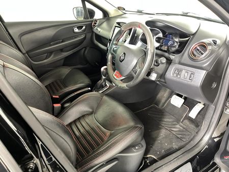 2018-Renault-Clio-IV-16-RS-220-Auto-Trophy_8