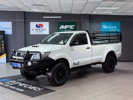 2015-Toyota-Hilux-30-D-4D-Legend-45-Raised-Body-Single-Cab_3