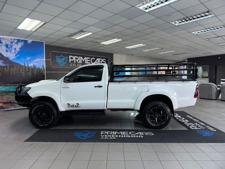 2015-Toyota-Hilux-30-D-4D-Legend-45-Raised-Body-Single-Cab_7