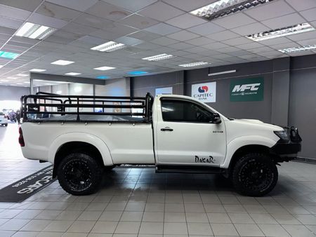 2015-Toyota-Hilux-30-D-4D-Legend-45-Raised-Body-Single-Cab_8