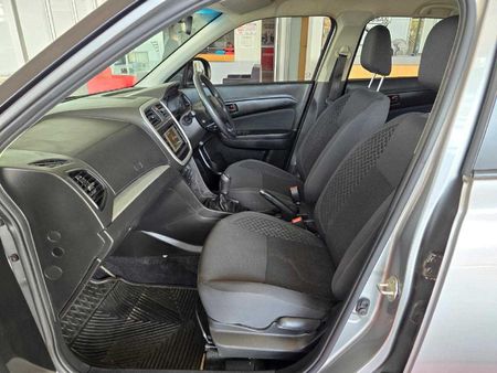 2022-Suzuki-Vitara-Brezza-15-GL_10