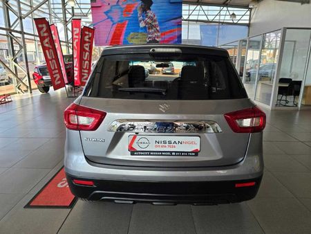 2022-Suzuki-Vitara-Brezza-15-GL_3