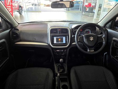 2022-Suzuki-Vitara-Brezza-15-GL_6