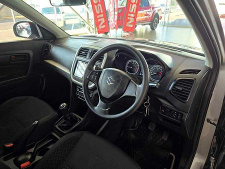 2022-Suzuki-Vitara-Brezza-15-GL_7