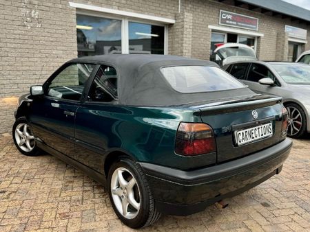 1996-Volkswagen-Golf-3-Cabriolet-18_13