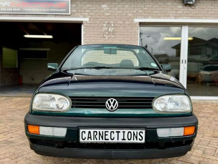 1996-Volkswagen-Golf-3-Cabriolet-18_1