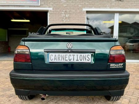 1996-Volkswagen-Golf-3-Cabriolet-18_4