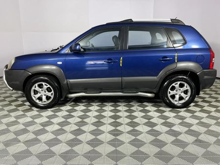 2009-Hyundai-Tucson-20-CRDi-Auto_16
