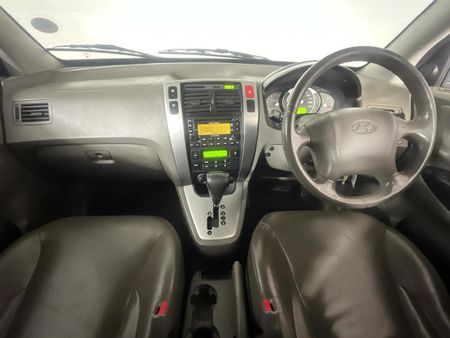 2009-Hyundai-Tucson-20-CRDi-Auto_1