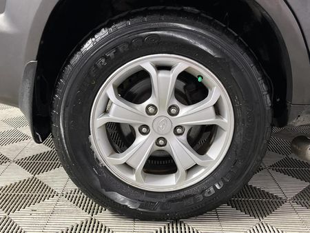 2009-Hyundai-Tucson-20-CRDi-Auto_7