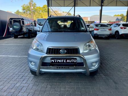 2010-Daihatsu-Terios-4x4_5