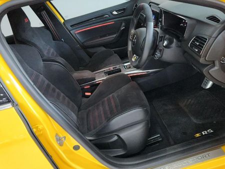 2024-Renault-Megane-RS-300-Trophy-EDC_12