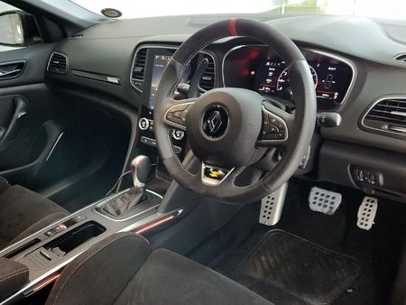 2024-Renault-Megane-RS-300-Trophy-EDC_13