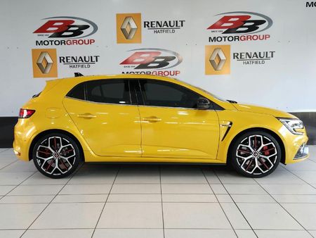 2024-Renault-Megane-RS-300-Trophy-EDC_6