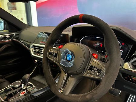 2022-BMW-4-Series-M4-CSL_9
