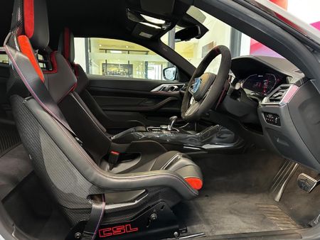 2022-BMW-4-Series-M4-CSL_12