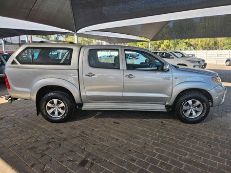 2006-Toyota-Hilux-27-VVTi-Raider-Double-Cab_5