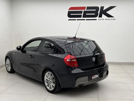2010-BMW-1-Series-118i-3-dr-M-Sport-Auto_3