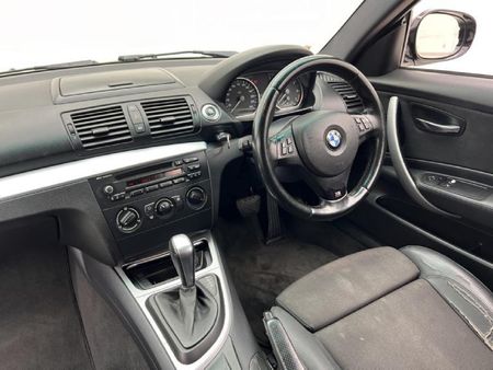 2010-BMW-1-Series-118i-3-dr-M-Sport-Auto_7