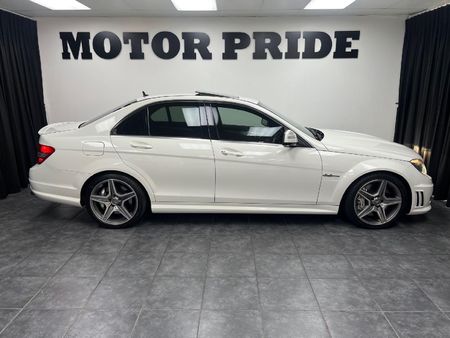 2008-Mercedes-AMG-C-Class-C63-AMG_1