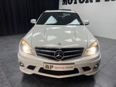 2008-Mercedes-AMG-C-Class-C63-AMG_5