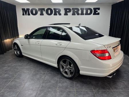 2008-Mercedes-AMG-C-Class-C63-AMG_6