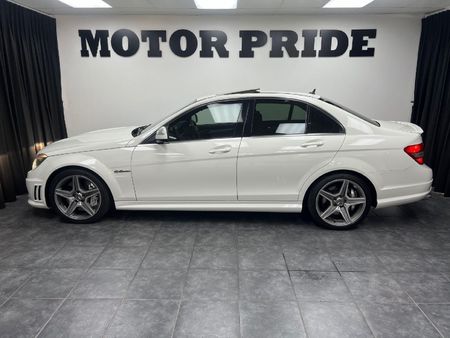 2008-Mercedes-AMG-C-Class-C63-AMG_7