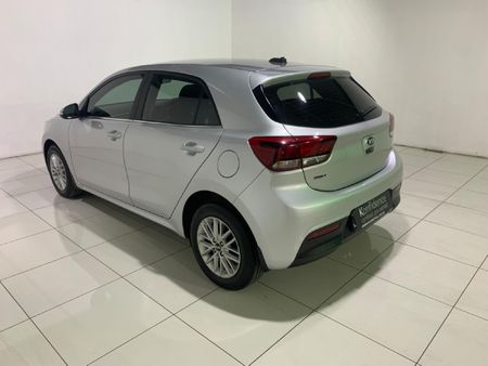 2020-Kia-Rio-14-EX-5-dr-Auto_2
