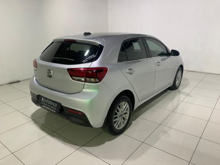 2020-Kia-Rio-14-EX-5-dr-Auto_3