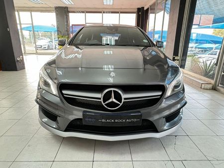 2014-Mercedes-AMG-CLA-45-AMG_4