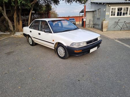 1992-Toyota-Corolla-16-GL_0