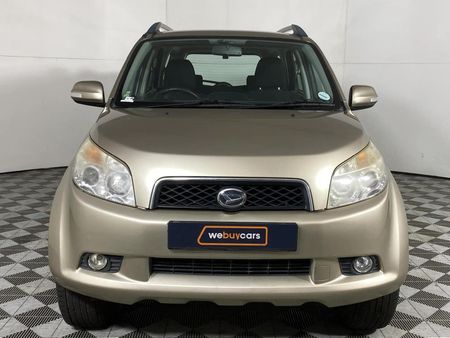 2010-Daihatsu-Terios-4x4_12
