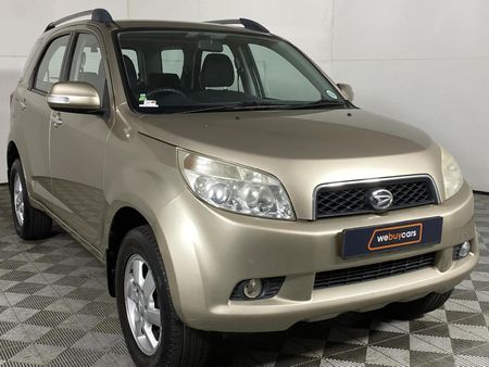 2010-Daihatsu-Terios-4x4_13