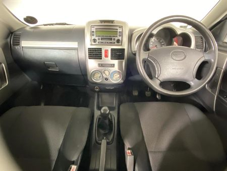 2010-Daihatsu-Terios-4x4_1