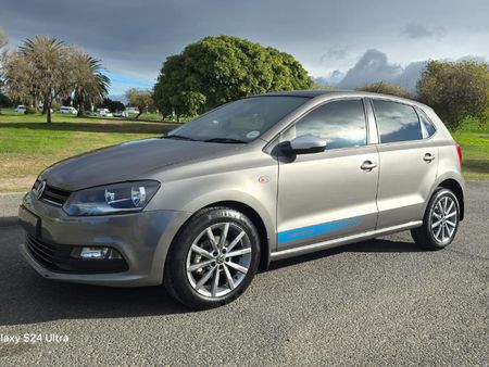 2021-Volkswagen-Polo-Vivo-14-Mswenko-5-dr_0