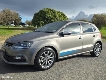 2021-Volkswagen-Polo-Vivo-14-Mswenko-5-dr_10
