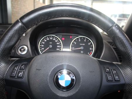 2014-BMW-1-Series-120i-Convertible-M-Sport_8