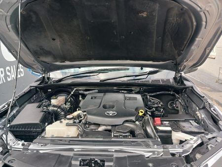 2021-Toyota-Fortuner-24-GD-6-Raised-Body-Auto_14