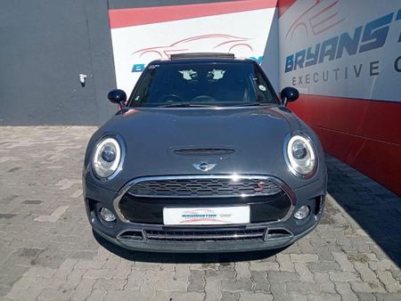 2016-MINI-Clubman-Cooper-S-Auto_1