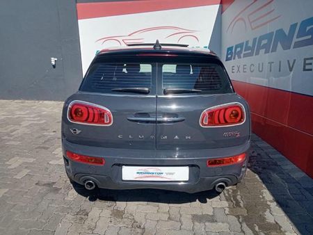 2016-MINI-Clubman-Cooper-S-Auto_4