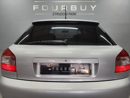 2002-Audi-S3-3-dr-quattro_8