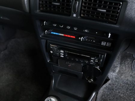 1990-Toyota-Corolla-16-GLi-Twin-Cam-Exec_10