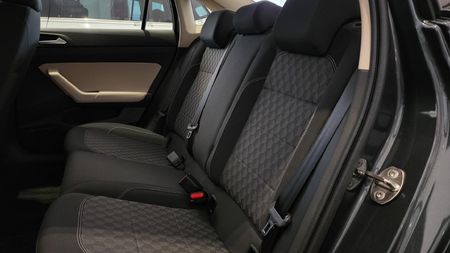 2026-Volkswagen-Polo-Classic-Polo-16_17