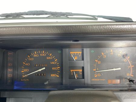 1993-Nissan-Sani-2400-3-dr-Hi-Riderr_1