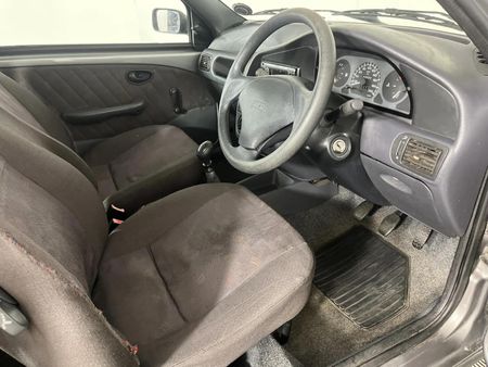 2004-Fiat-Palio-12-Go-5-dr_7