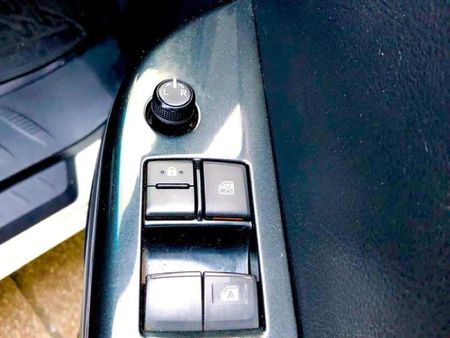 2019-Toyota-Hilux-24-GD-Single-Cab_7