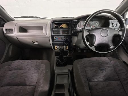 2001-Isuzu-Frontier-280-DT-LX_1
