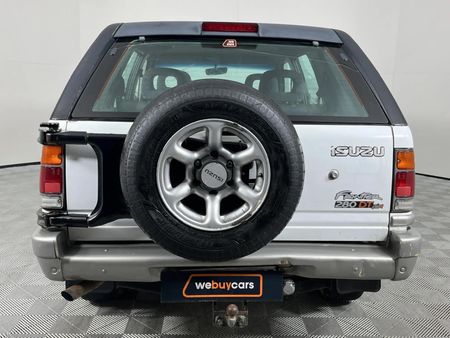 2001-Isuzu-Frontier-280-DT-LX_6